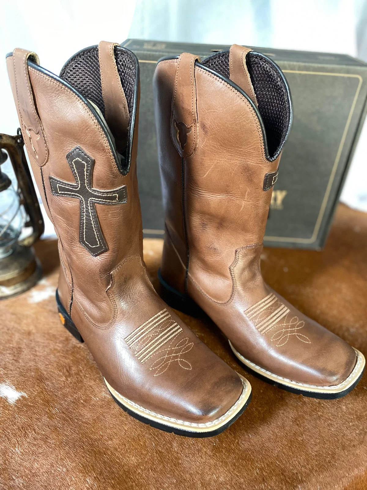 Bota Texana Cano Longo Masculina, Cruz